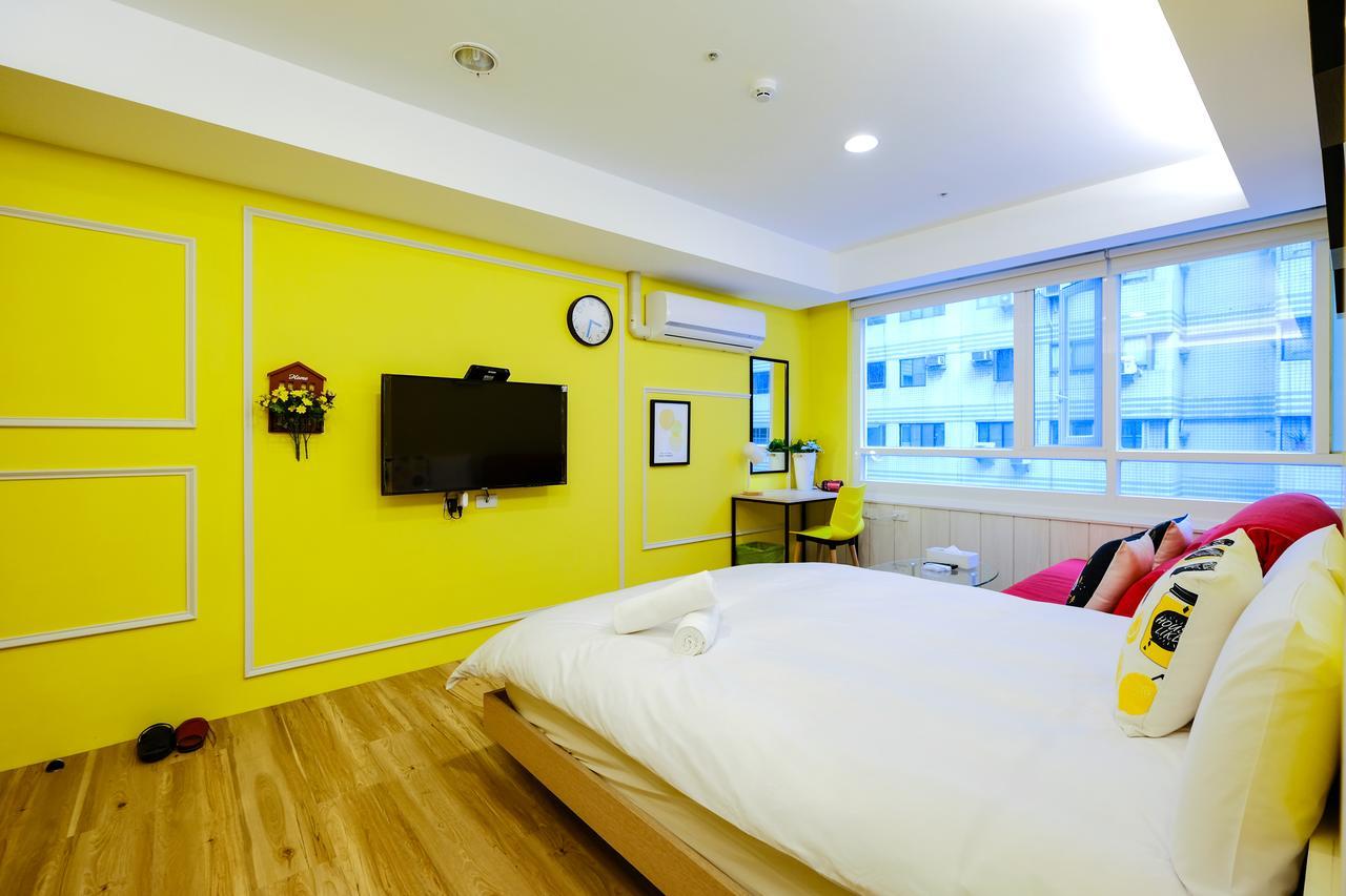Color Fun Inn Kaohsiung Exterior foto