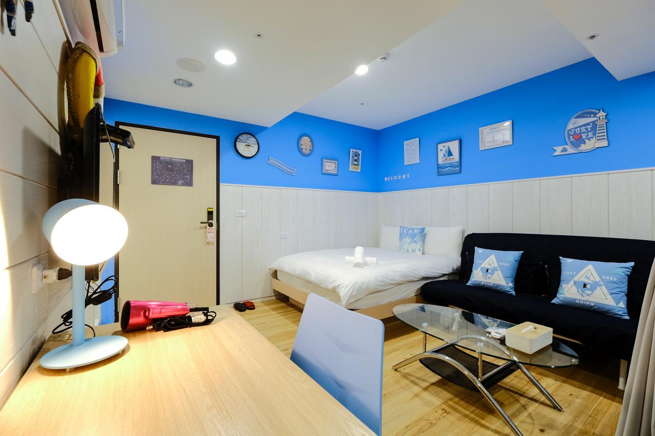 Color Fun Inn Kaohsiung Exterior foto
